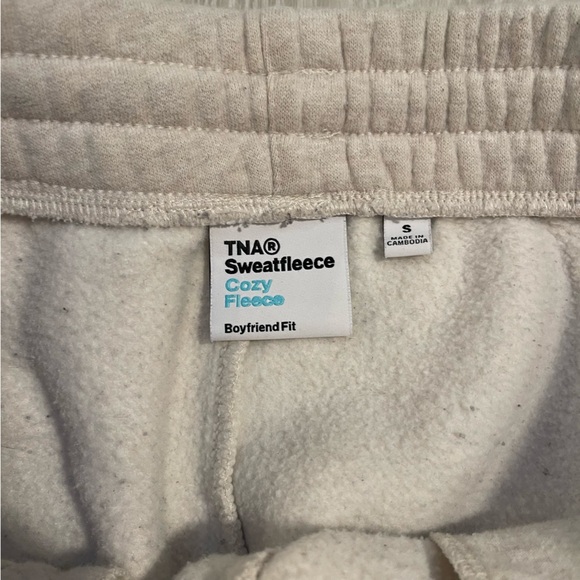 Aritzia TNA Cozy Sweatfleece Boyfriend Sweatpant creamy beige size small - Picture 5 of 9